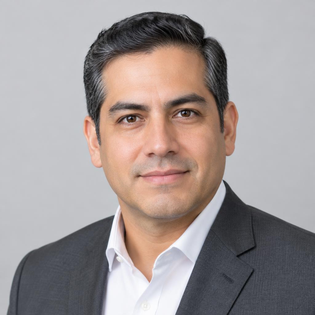 Diego López, sample Security Consultant profile